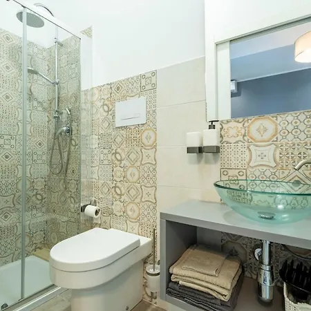Luxury Con Piscina Privata Vista Mare - *